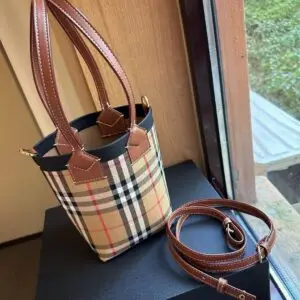 BURBERRY