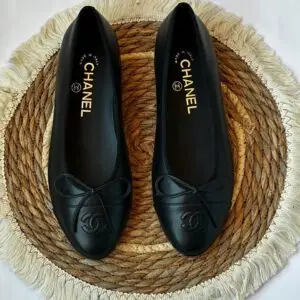 CHANEL Noir Caviar Leather Ballerina Flats
