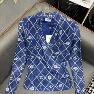 CHANEL Punto Blazer
