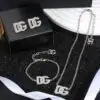 D & G
