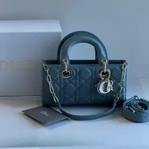 DIOR