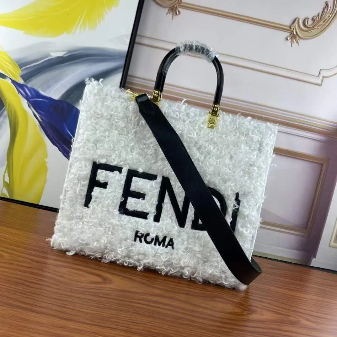 Fendi Sunshine Shopper Bag Fendi Sunshine Shopper Bag
