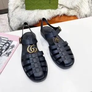 GUCCI GG Buckle Rubber Sandal
