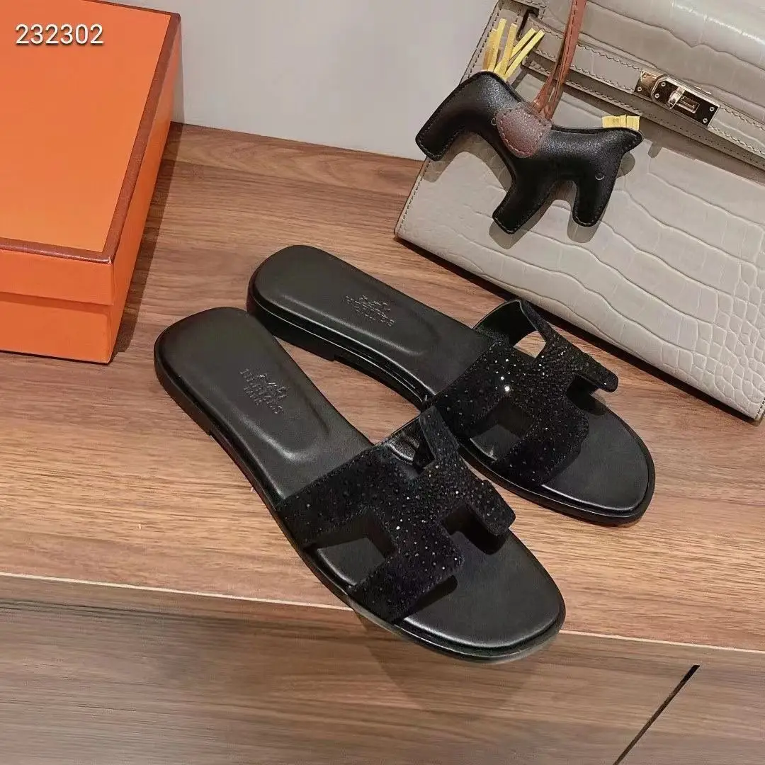 HERMÈS Oran Sandal HERMÈS Oran Sandal