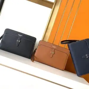 HERMES Calfskin Wallet Clutch