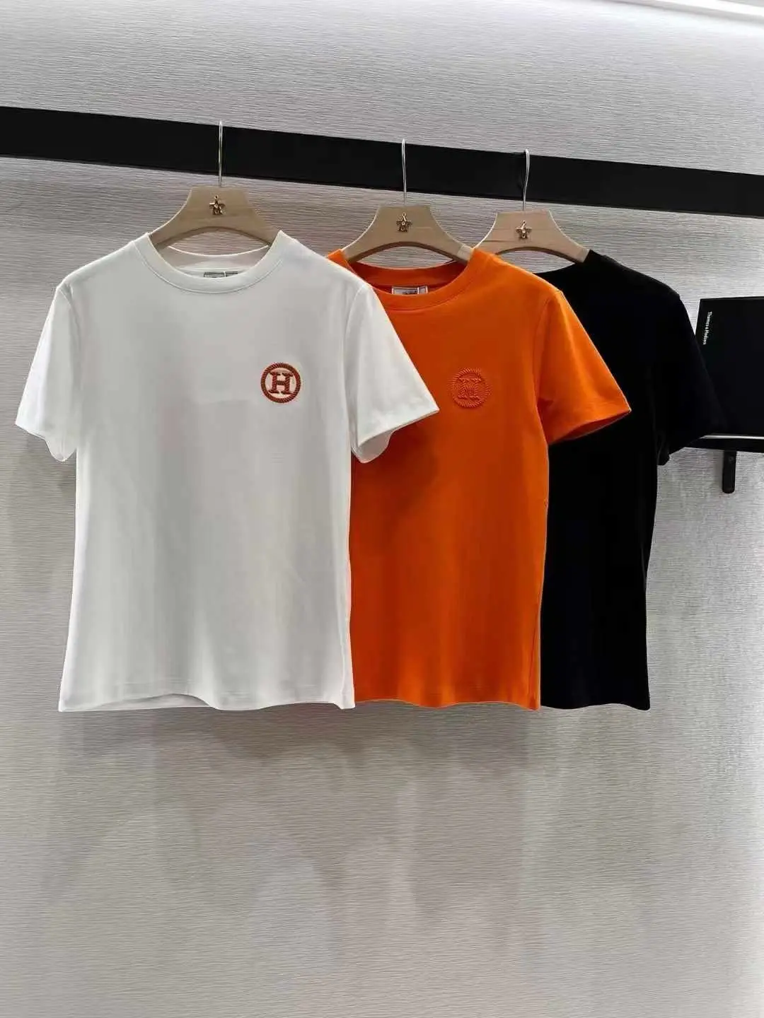 HERMES Paris Logo T-Shirt HERMES Paris Logo T-Shirt