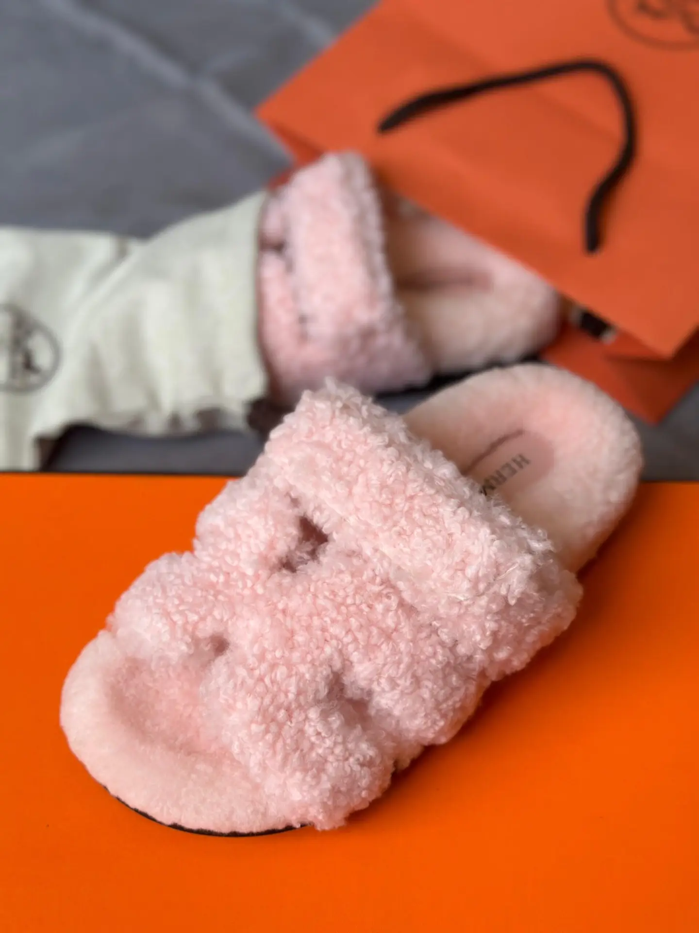 HERMES Teddy Bear Furry Sandals HERMES Teddy Bear Furry Sandals