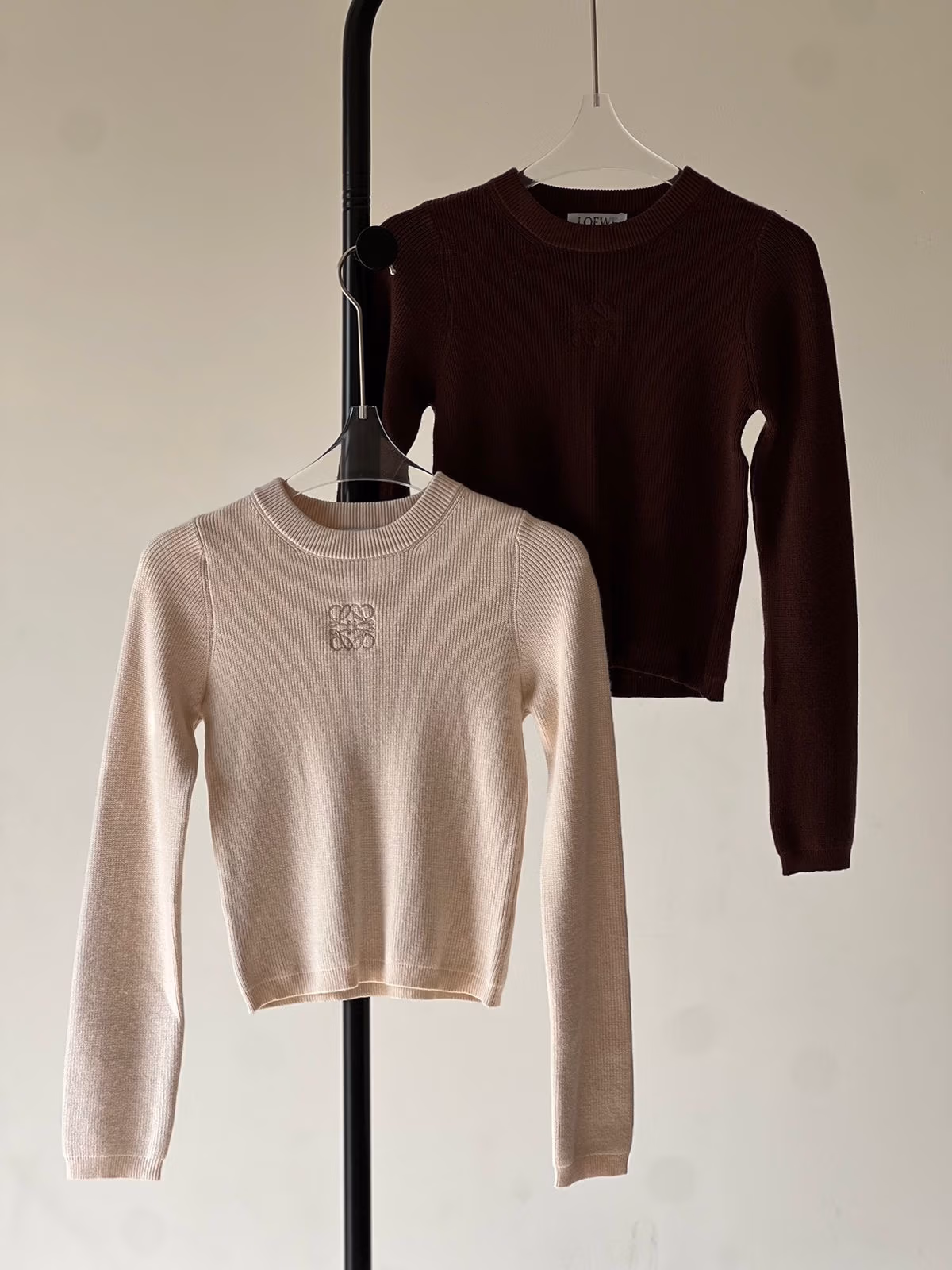 L OE WE Exaggerated Sleeve Cashmere Jumper L OE WE Exaggerated Sleeve Cashmere Jumper