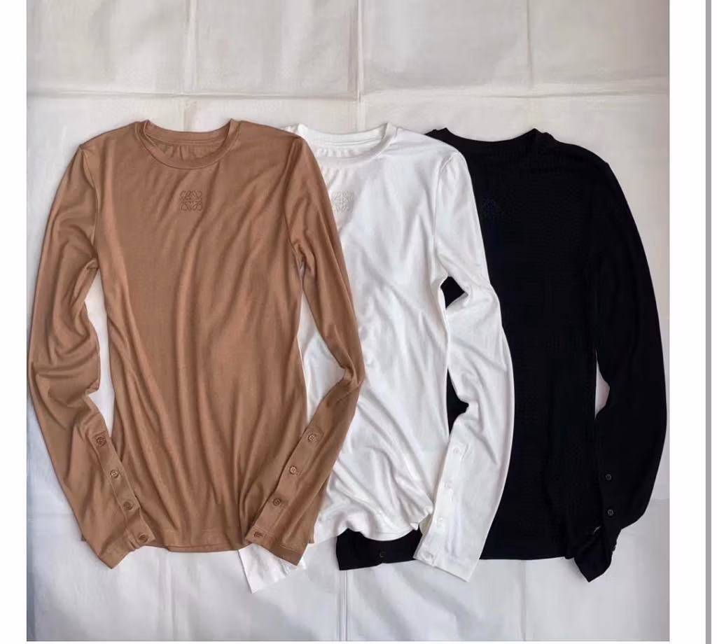 LOEWE Elegant Knitted T-Shirt LOEWE Elegant Knitted T-Shirt