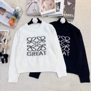 LOE WE Floral Letter Knit Sweater