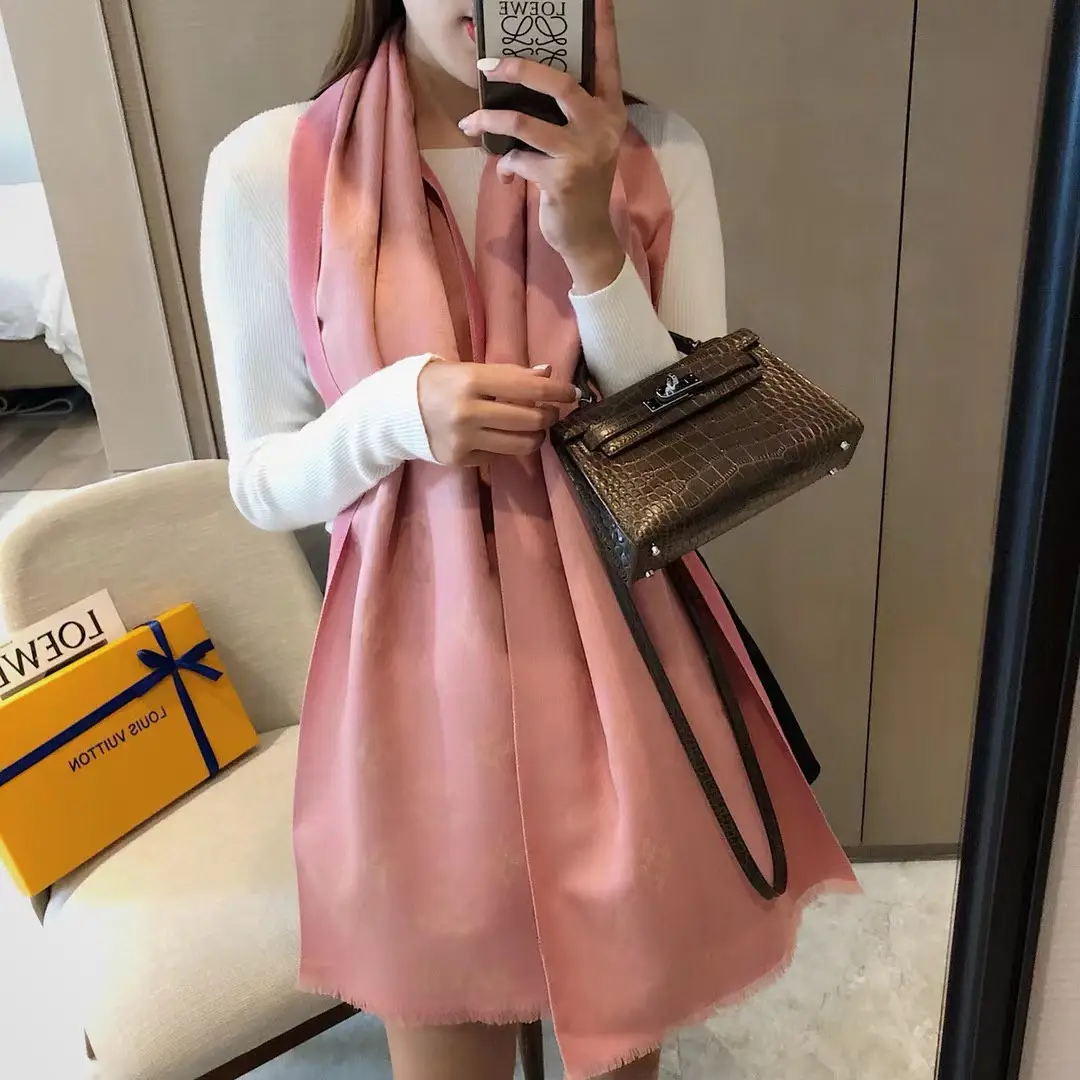 LOUIS VUITTON LOUIS VUITTON