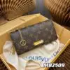 LOUSE VUITTON