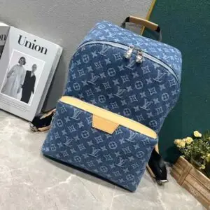 LOUSE VUITTON