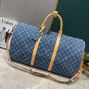 LOUSE VUITTON