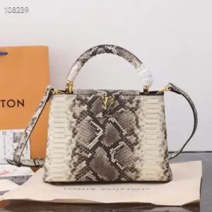 LOUSE VUITTON