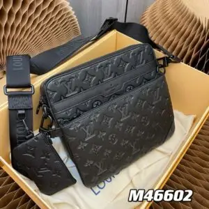 LOUSE VUITTON