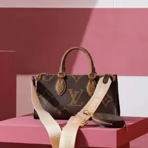 LOUSE VUITTON