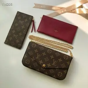 LOUSE VUITTON