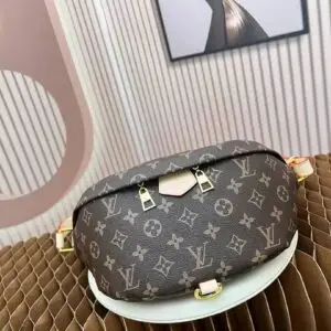 LOUSE VUITTON