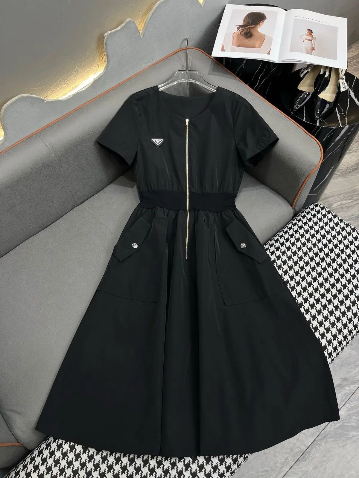 PRADA PRADA