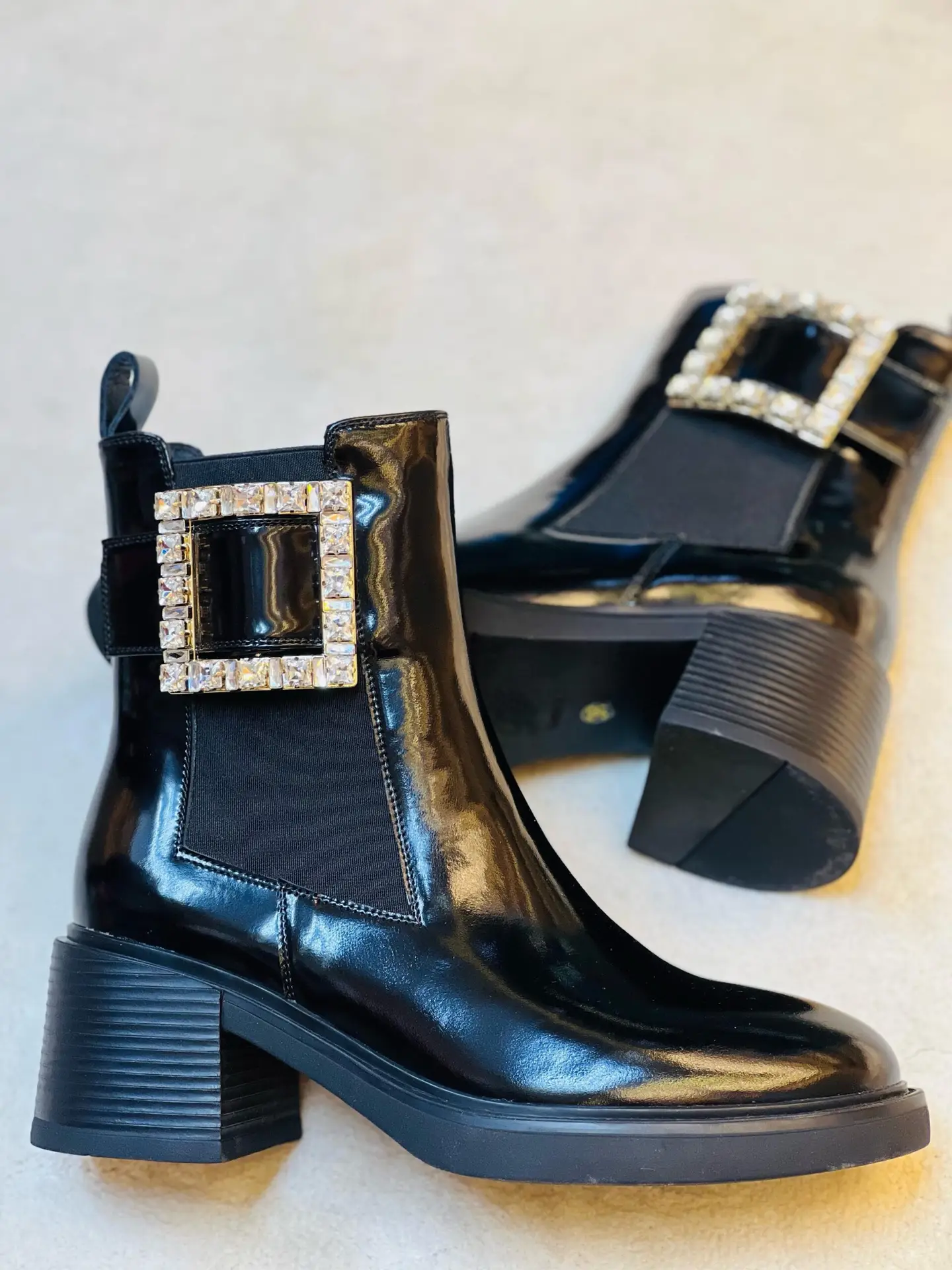 ROGER VIVIER Viv' Rangers Buckle Chelsea Bootie ROGER VIVIER Viv' Rangers Buckle Chelsea Bootie