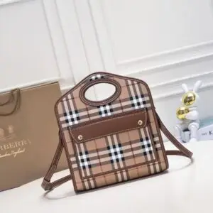 BURBERRY Vintage Check Pocket Bag