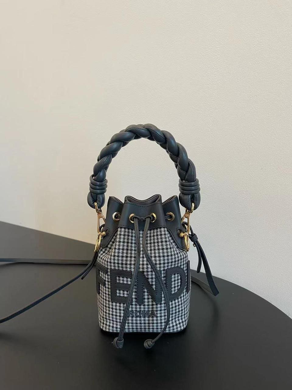 Fendi Mon Tresor Leather Crossbody Bag Fendi Mon Tresor Leather Crossbody Bag