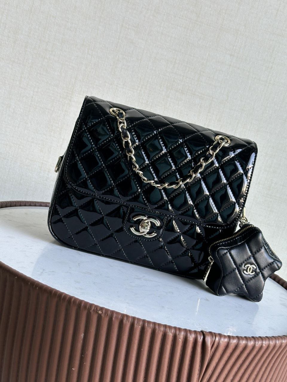 Chanel Quilted Leather Bag Chanel Quilted Leather Bag