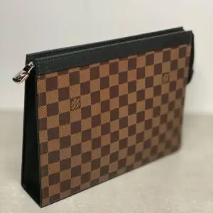Louis Vuitton Pochette Voyage MM