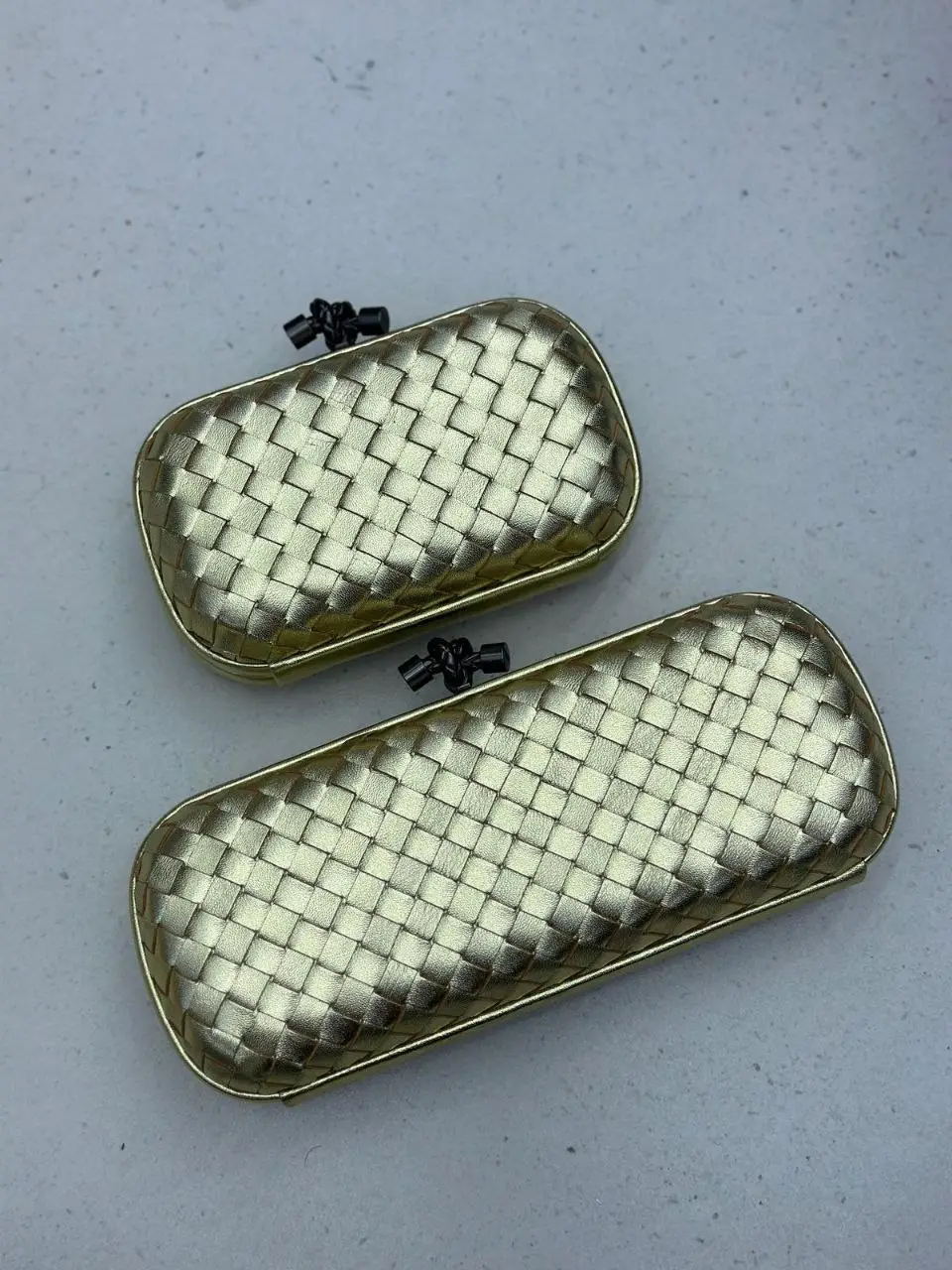 Bottega Veneta Beige Intrecciato Satin Knot Clutch Bottega Veneta Beige Intrecciato Satin Knot Clutch