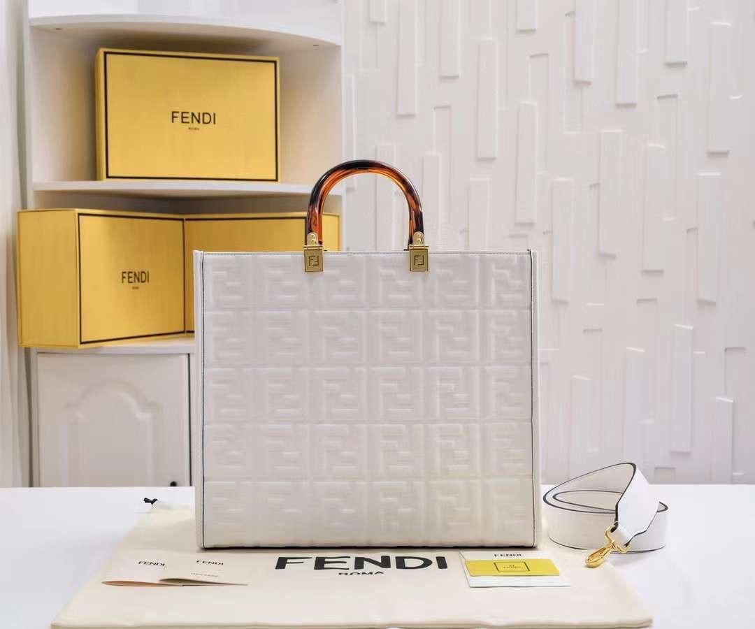 FENDI Sunshine Leather Bag FENDI Sunshine Leather Bag