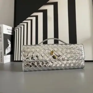 BOTTEGA VENETA Woven Luxury Bag