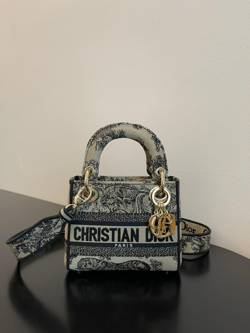 DIOR LADY D-LITE MEDIUM BAG DIOR LADY D-LITE MEDIUM BAG