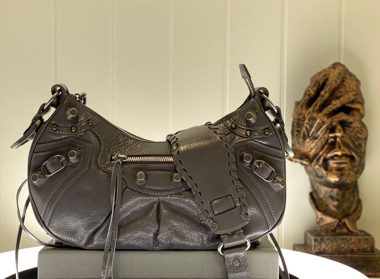 Balenciaga Le Cagole Shoulder Bag Balenciaga Le Cagole Shoulder Bag