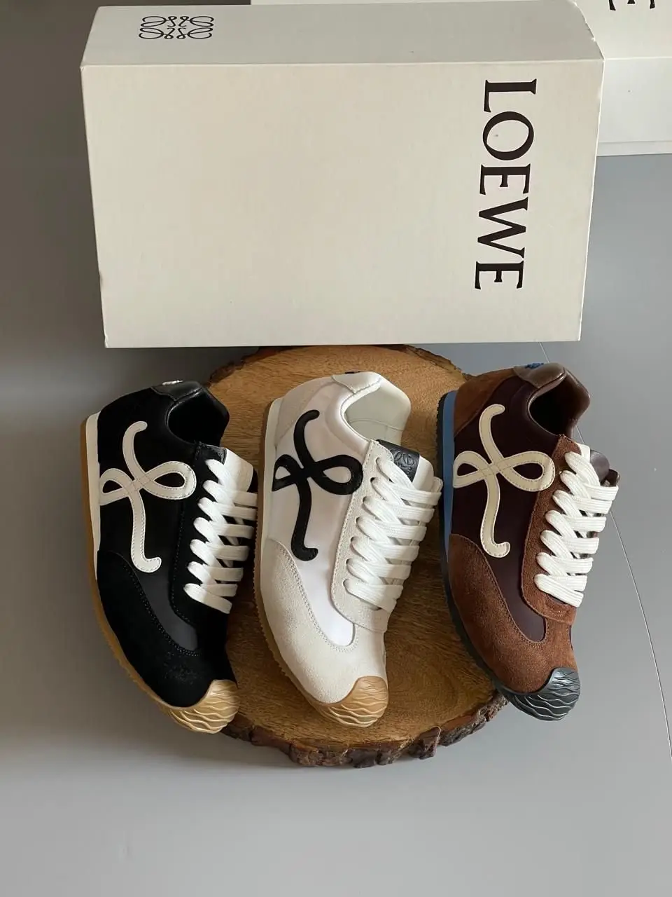 L OE WE Ballet Runner Sneakers L OE WE Ballet Runner Sneakers