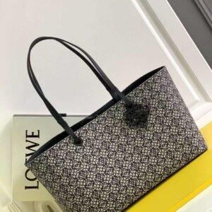 L OE WE Women East West Tote Bag