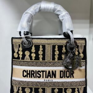 DIOR Medium Lady D-Lite Bag