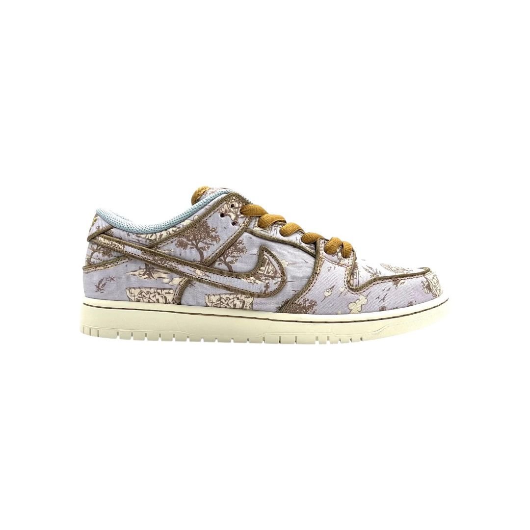 Nike SB Dunk Low Nike SB Dunk Low