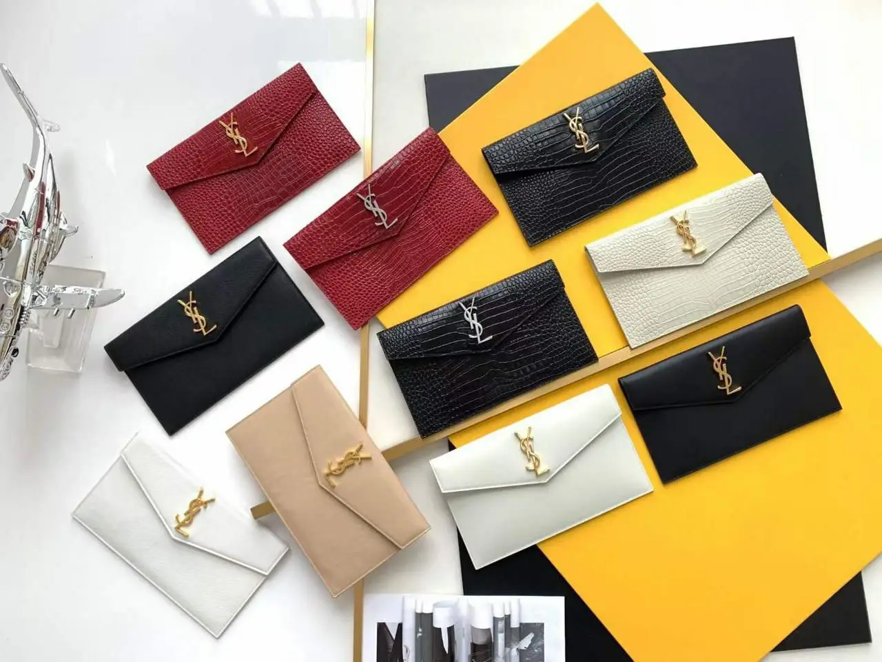 SAINT LAURENT Uptown Leather Pouch SAINT LAURENT Uptown Leather Pouch