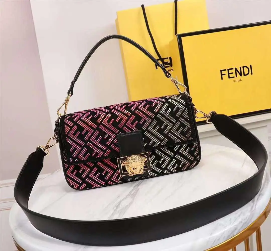 FENDI CRYSTAL BAGUETTE SHOULDER BAG FENDI CRYSTAL BAGUETTE SHOULDER BAG
