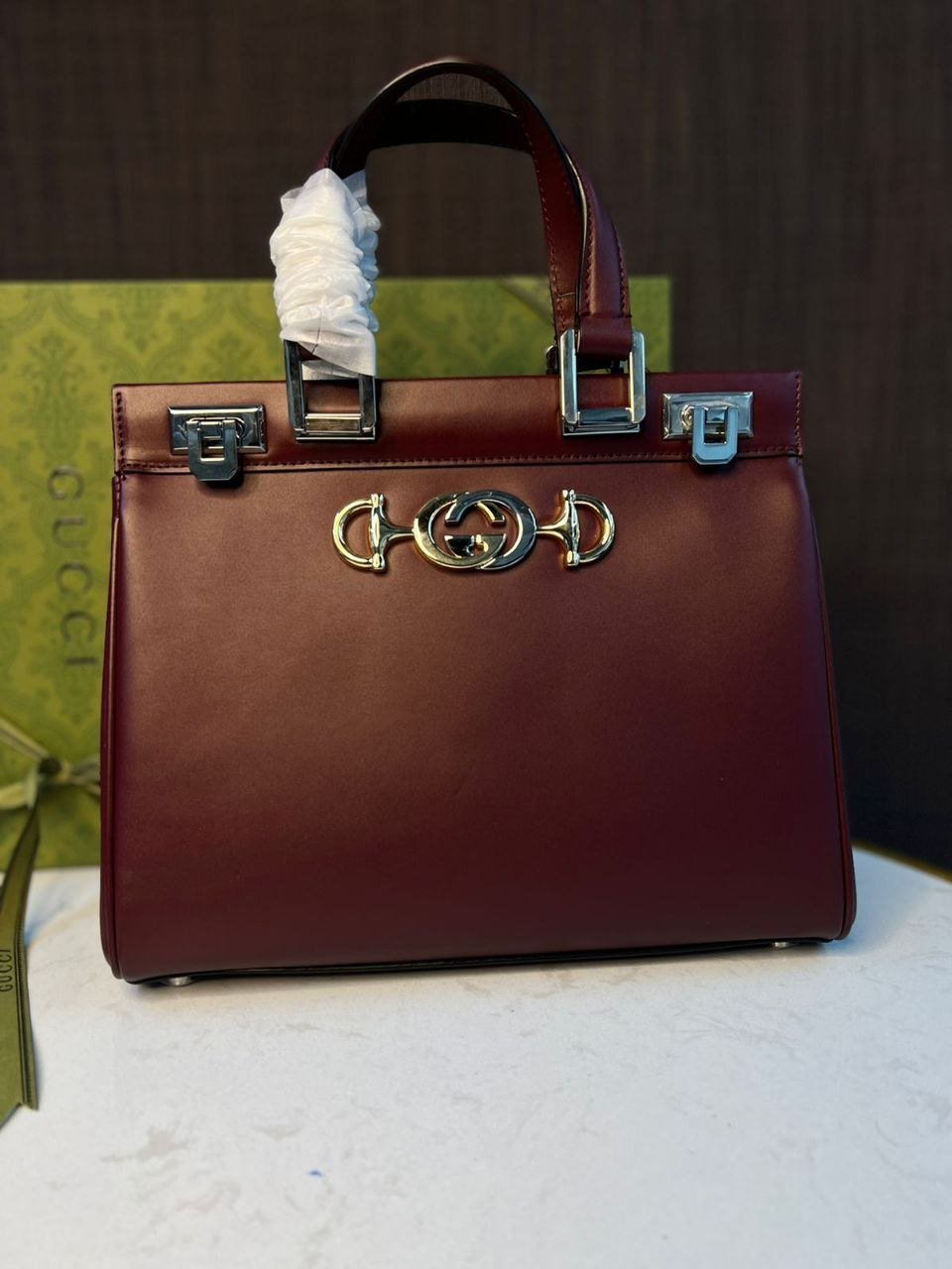 GUCCI Zumi Grainy Leather Tote Bag GUCCI Zumi Grainy Leather Tote Bag
