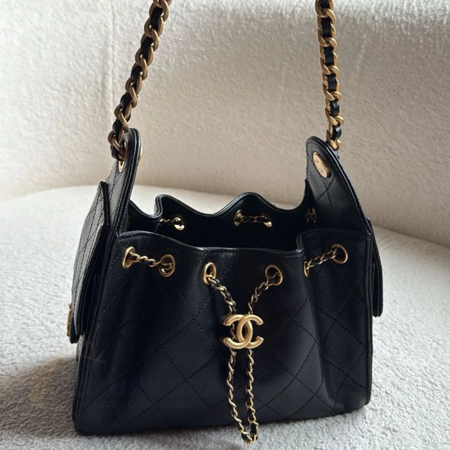 CHANEL 25 Hobo Bag CHANEL 25 Hobo Bag