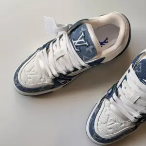 LOUIS VUITTON Synthetic Leather Sneakers
