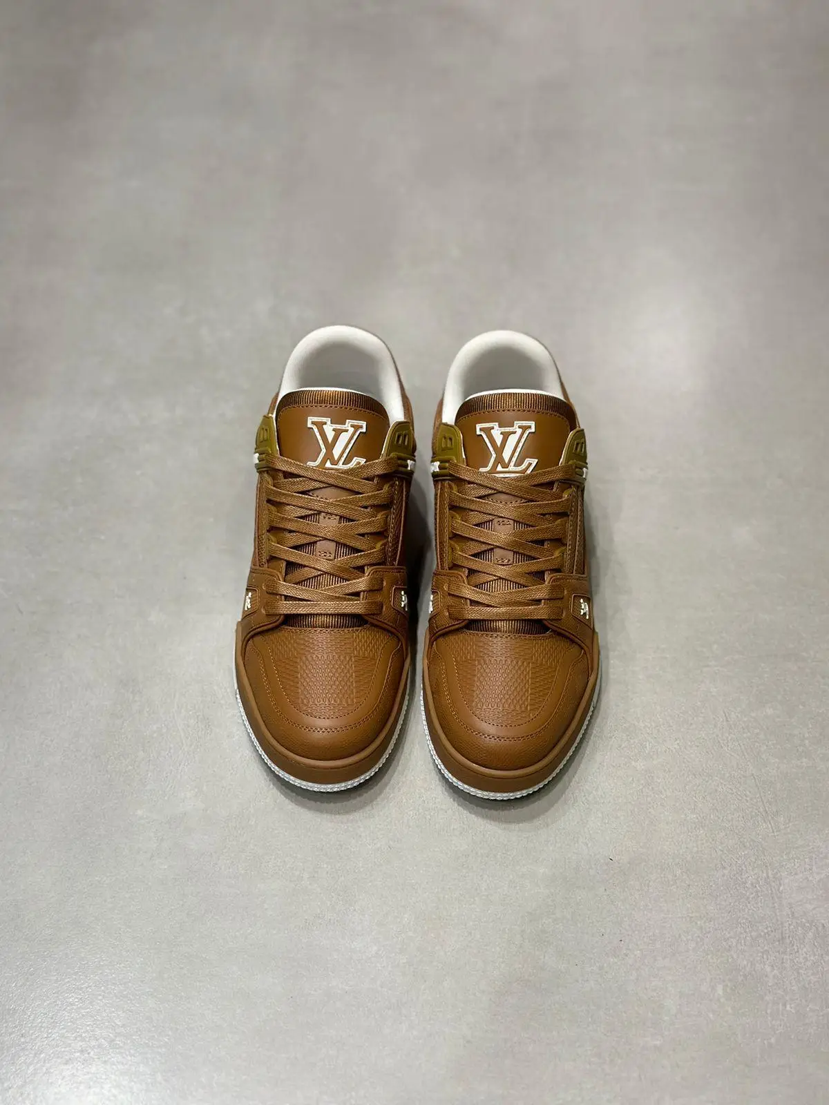 LOUIS VUITTON Ultimate Sneaker LOUIS VUITTON Ultimate Sneaker