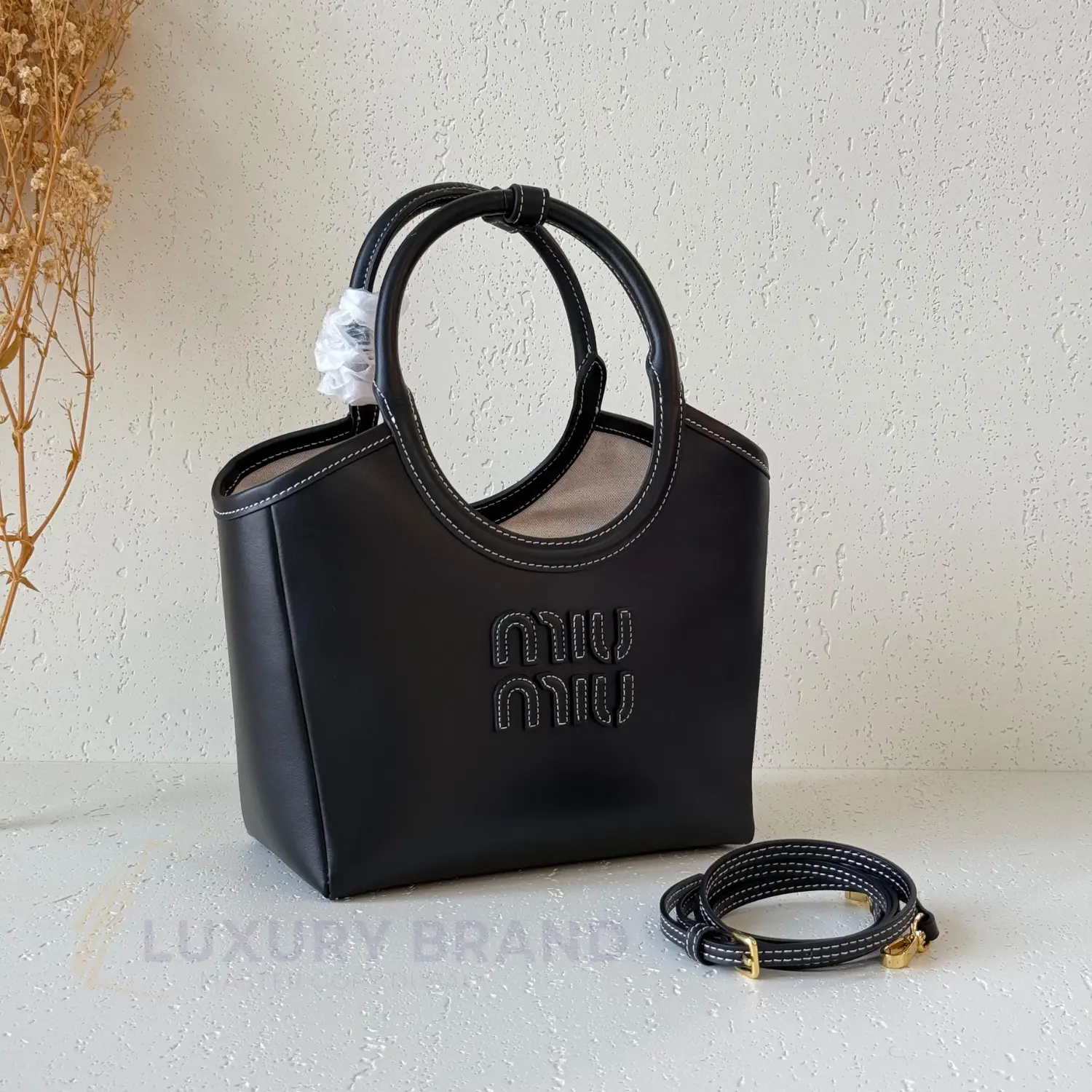 MIU MIU Ivy Leather Tote Bag MIU MIU Ivy Leather Tote Bag