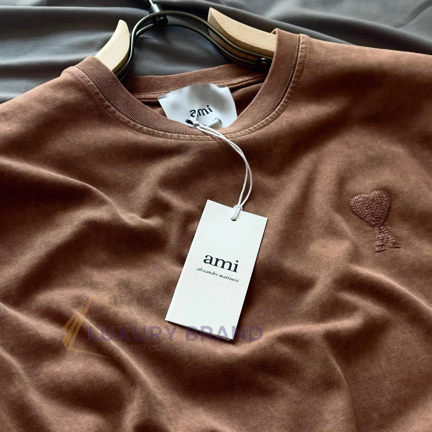 AMI PARIS