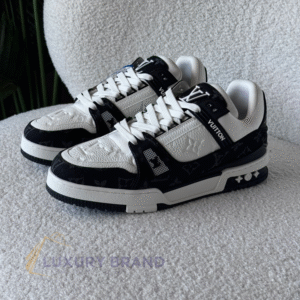 LOUIS VUITTON Trainer Sneaker