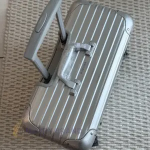 RIMOWA
