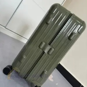 RIMOWA