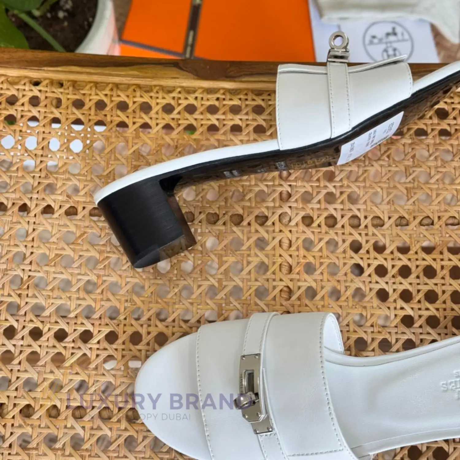 𝗛𝗲𝗿𝗺𝗲𝘀